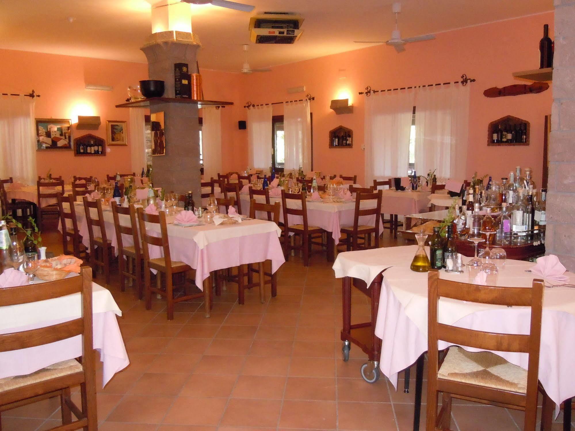 Il Castello Ξενοδοχείο Villaputzu Εξωτερικό φωτογραφία